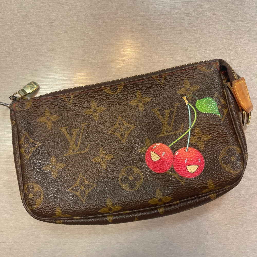AUTHENTIC LOUIS VUITTON LIMITED EDITION CHERRY CLUTCH NO STRAP